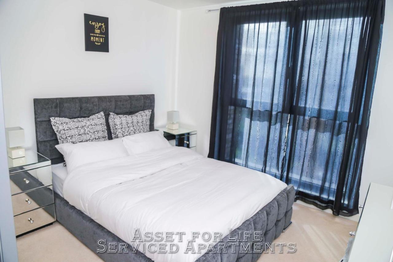 Pontoon Dock Key Workers Apartment 런던 외부 사진